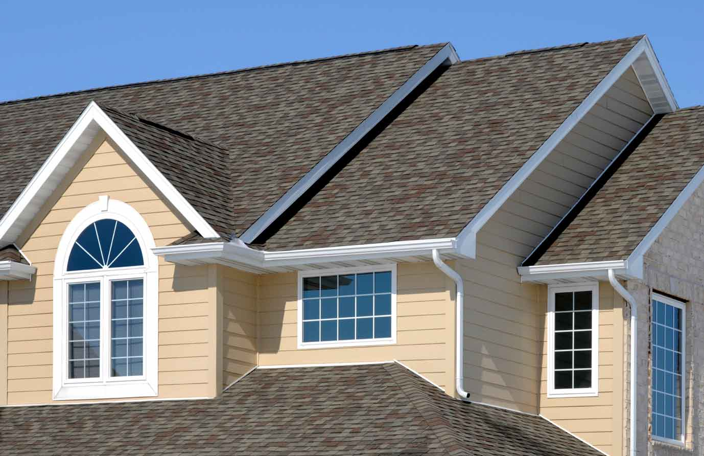 What Exactly Does a Roofing Warranty Cover?