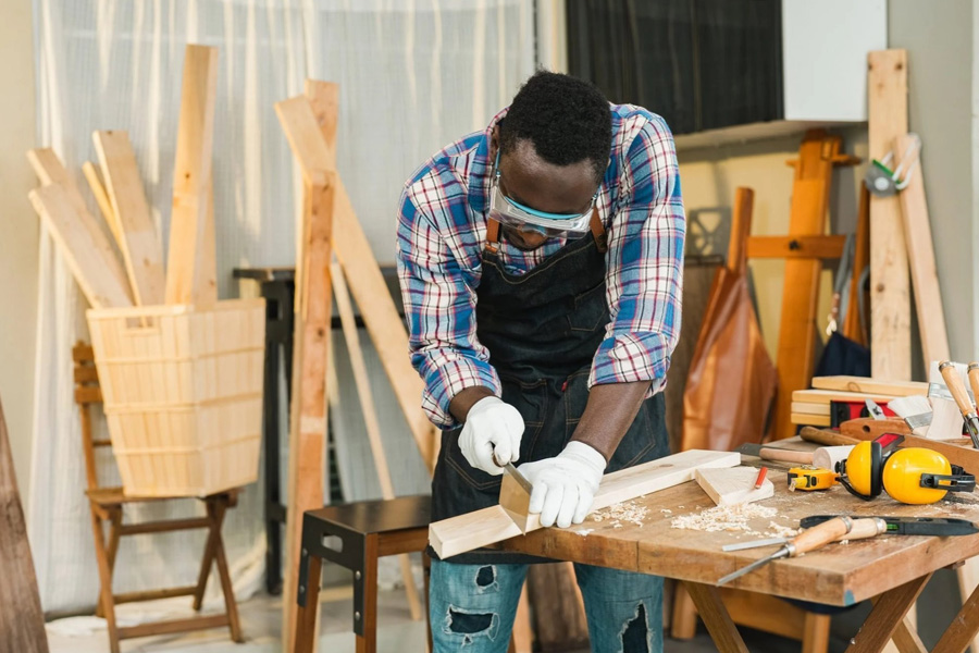 Carpentry Repairs That Help Preserve Older Homes in Minneapolis